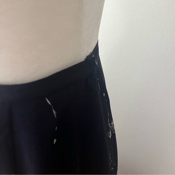 Vintage Navy Silk Floral Print Midi Skirt - Picture 5 of 6